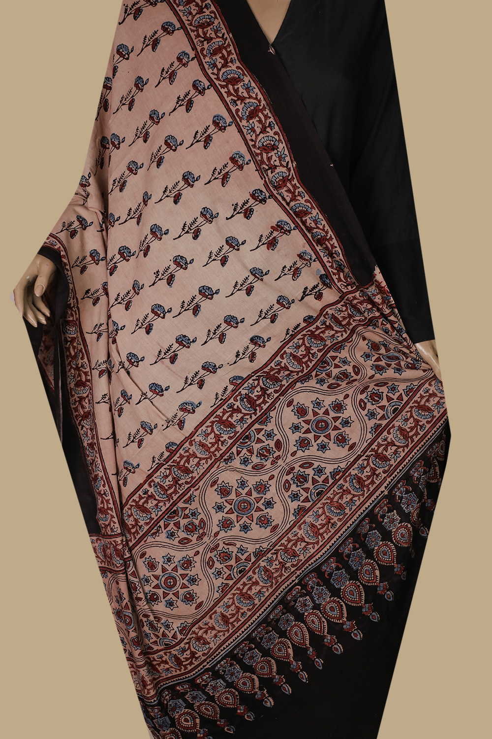 Ajrak Cotton Dupatta - Matkatus