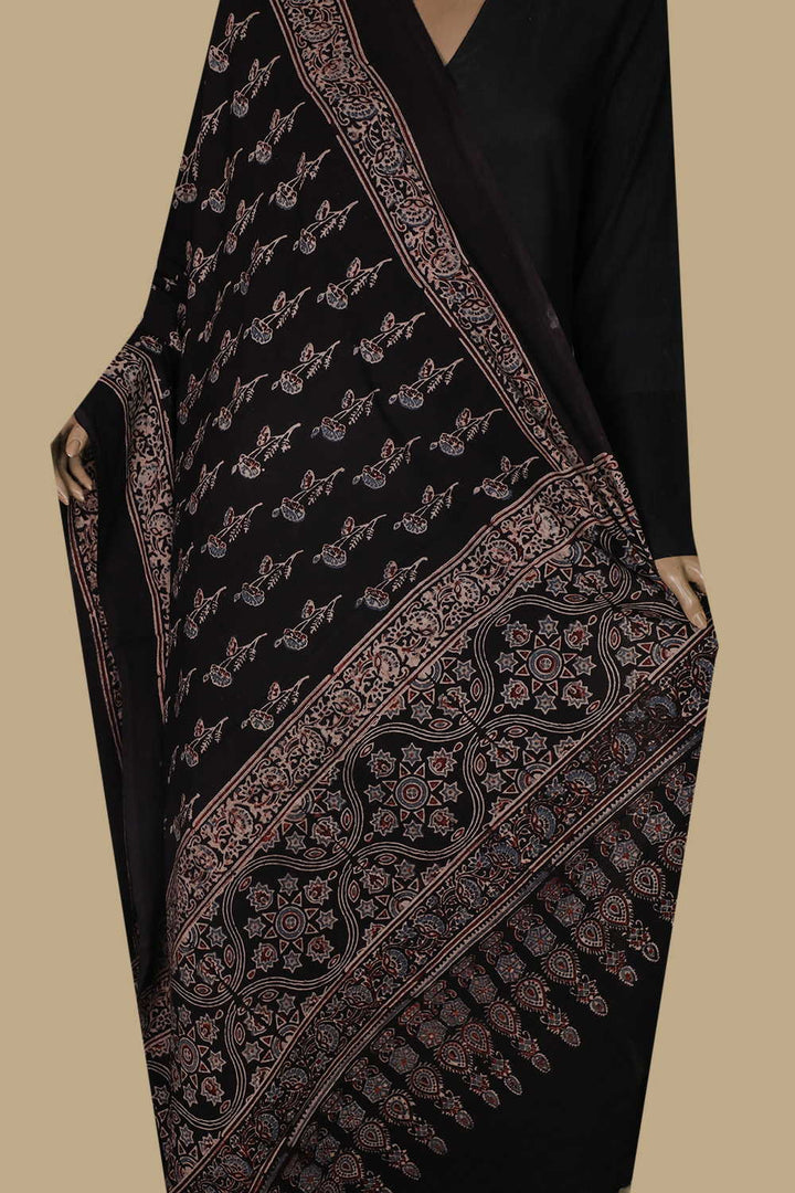 Ajrak Cotton Dupatta - Matkatus