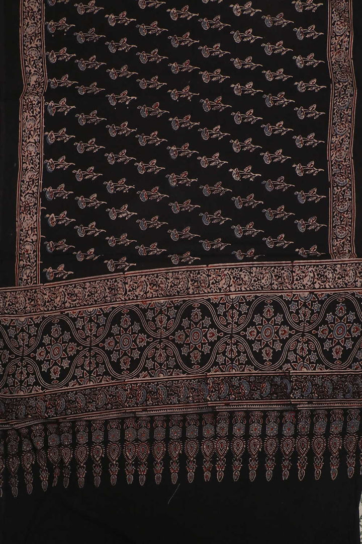 Block Printed Ajrak Dupatta - Matkatus 