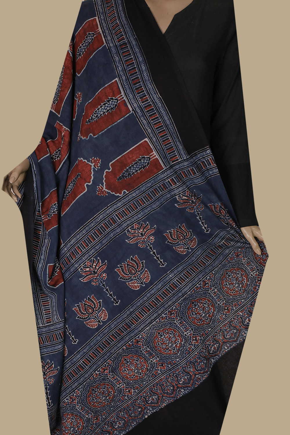 Ajrak Cotton Dupatta - Matkatus