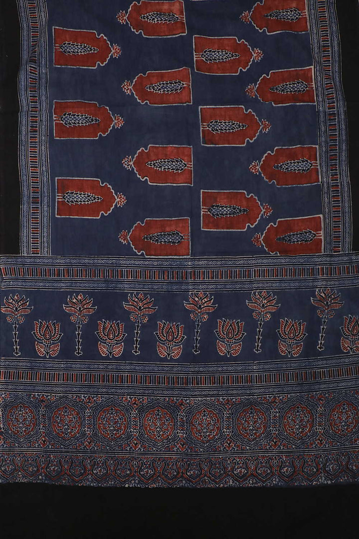 Block Printed Ajrak Dupatta - Matkatus 