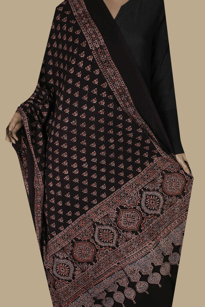 Ajrak Cotton Dupatta - Matkatus