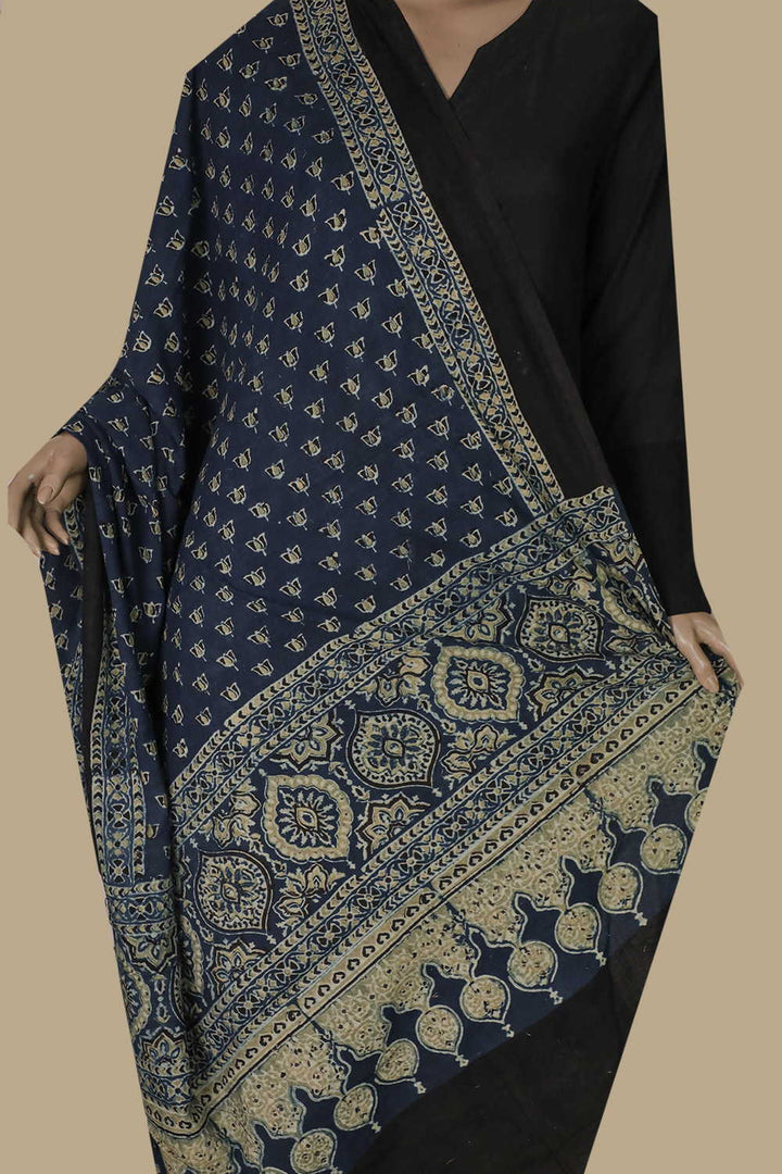 Ajrak Cotton Dupatta - Matkatus