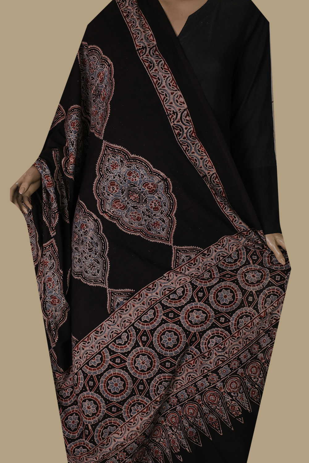 Ajrak Cotton Dupatta - Matkatus