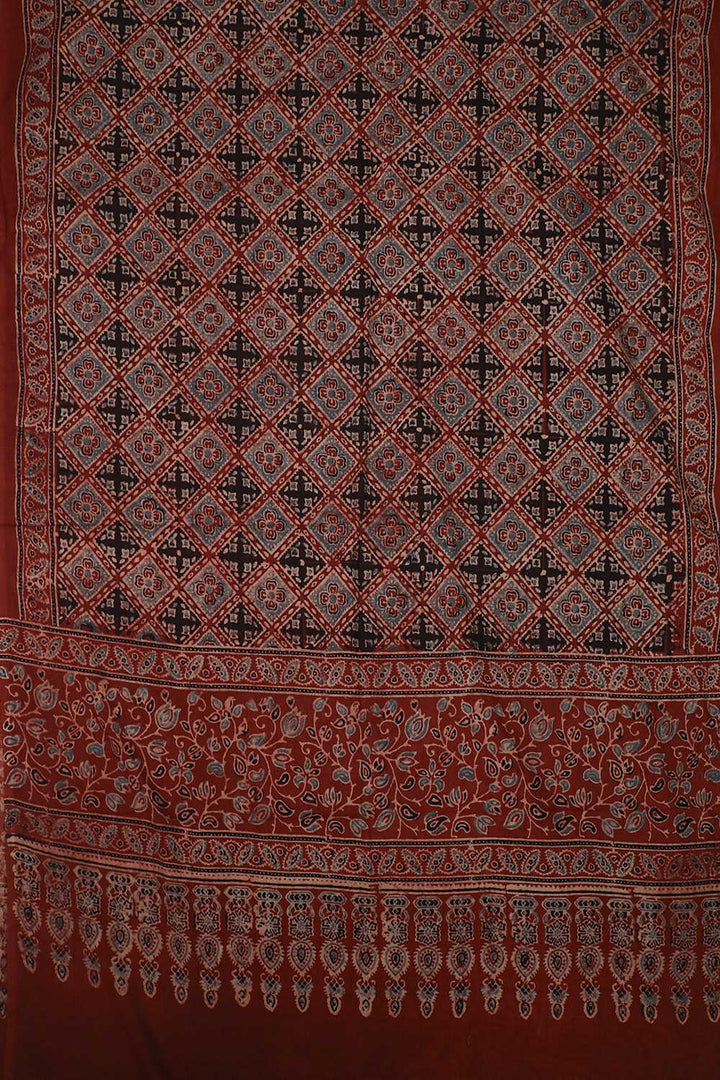 Block Printed Ajrak Dupatta - Matkatus 
