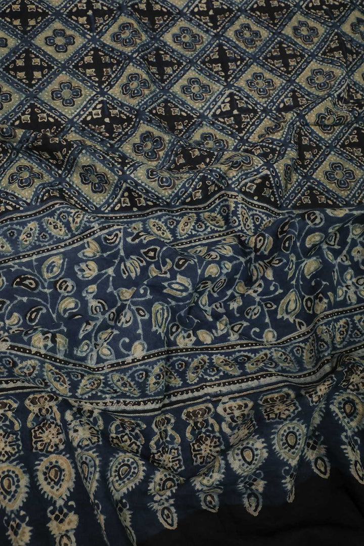 Cotton Dupatta - Matkatus 