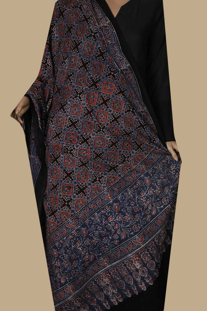 Ajrak Cotton Dupatta - Matkatus