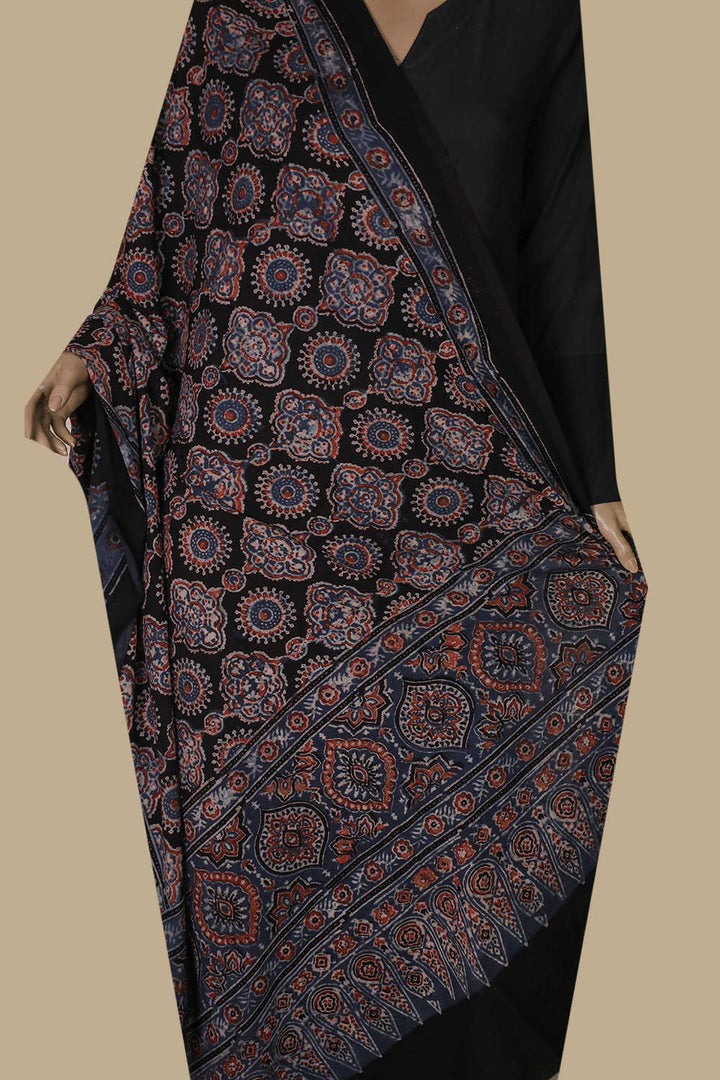 Ajrak Cotton Dupatta - Matkatus