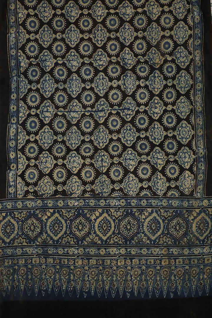 Block Printed Ajrak Dupatta - Matkatus 