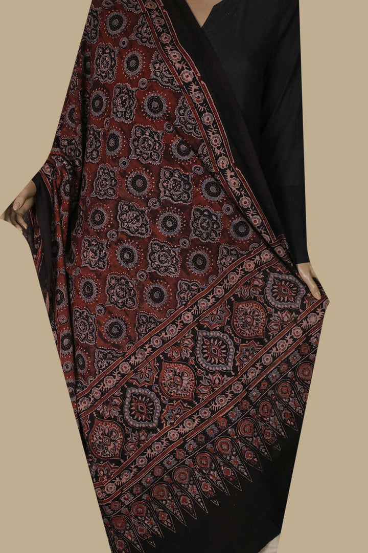 Ajrak Cotton Dupatta - Matkatus