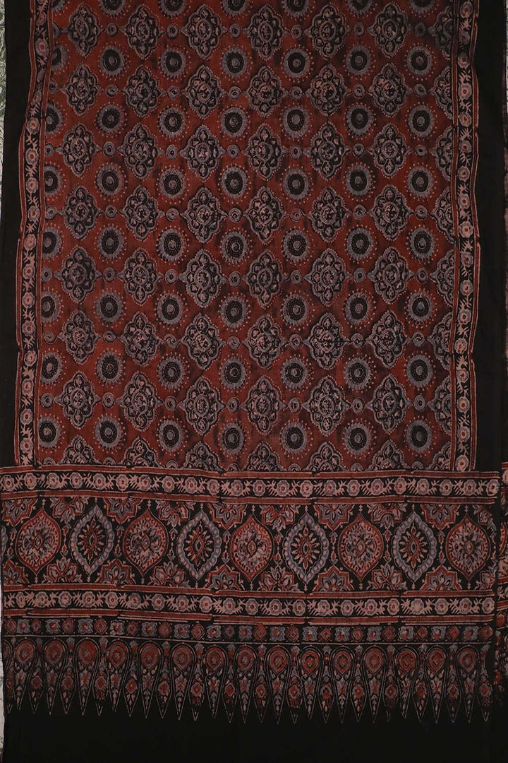 Block Printed Ajrak Dupatta - Matkatus 