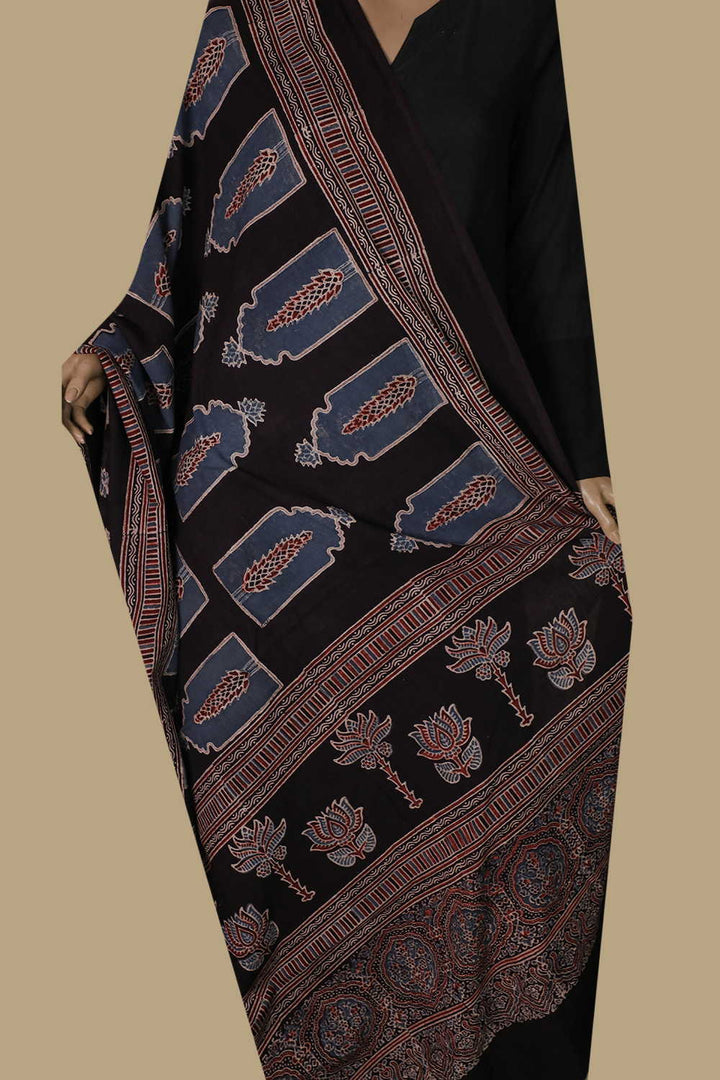 Ajrak Cotton Dupatta - Matkatus