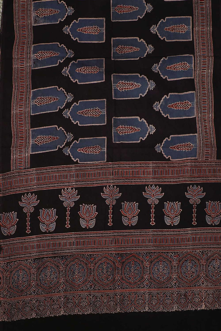 Block Printed Ajrak Dupatta - Matkatus 