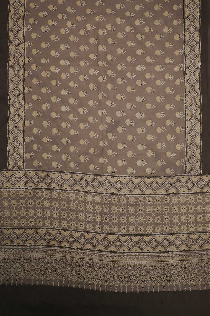 Block Printed Ajrak Dupatta - Matkatus 