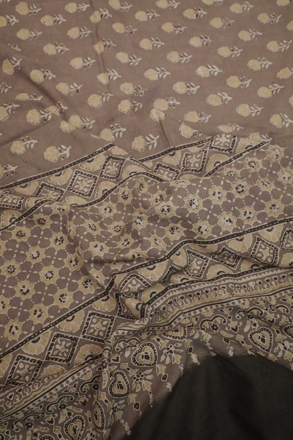 Cotton Dupatta - Matkatus 