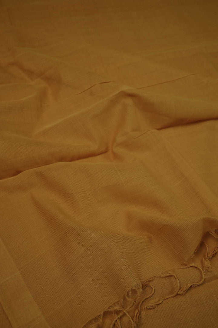 Saree with Blouse - Matkatus