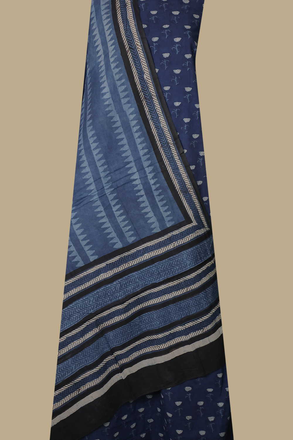 Top and Dupatta - Matkatus 