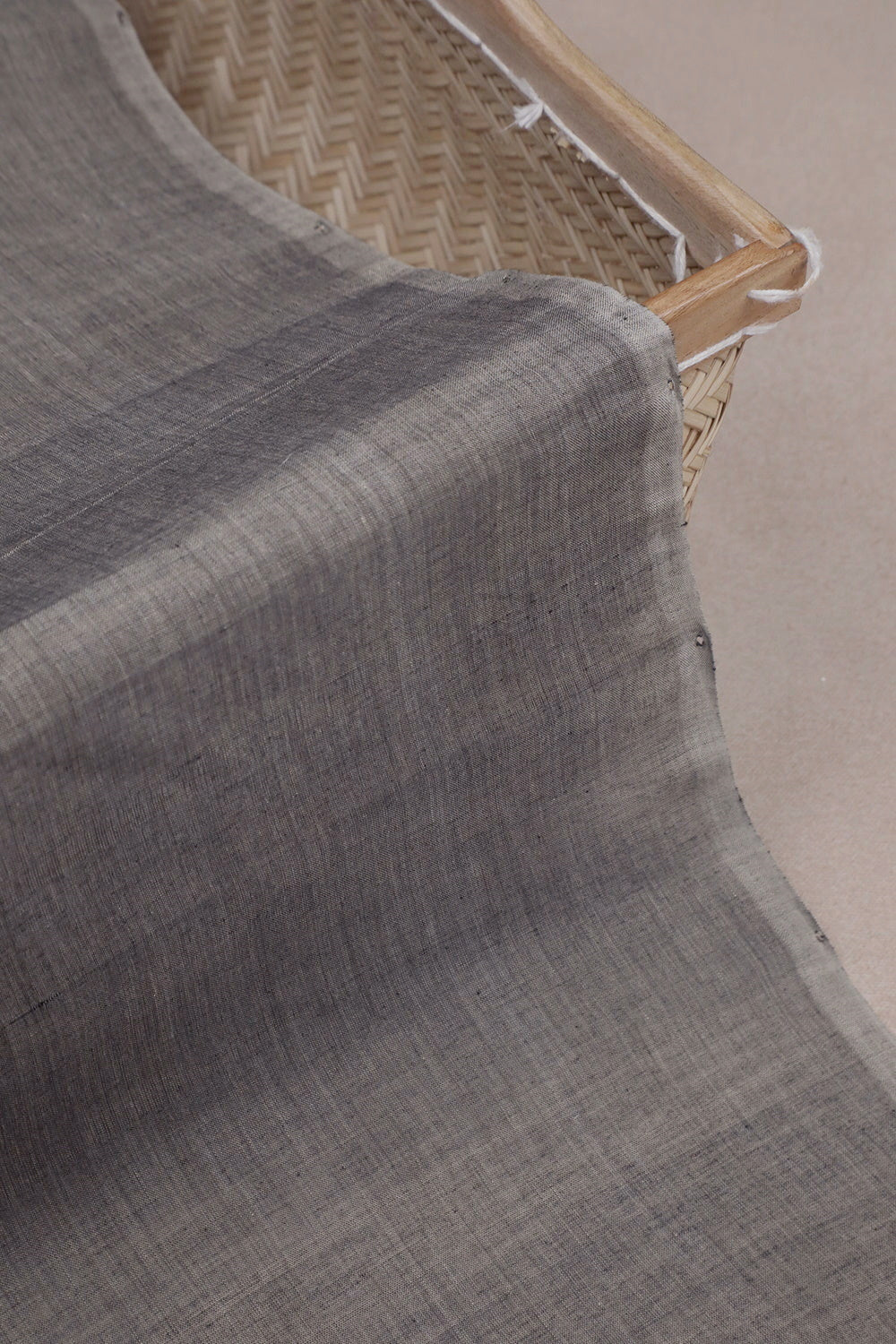 Double Shaded Grey Handwoven Plain Mangalagiri Cotton Fabric