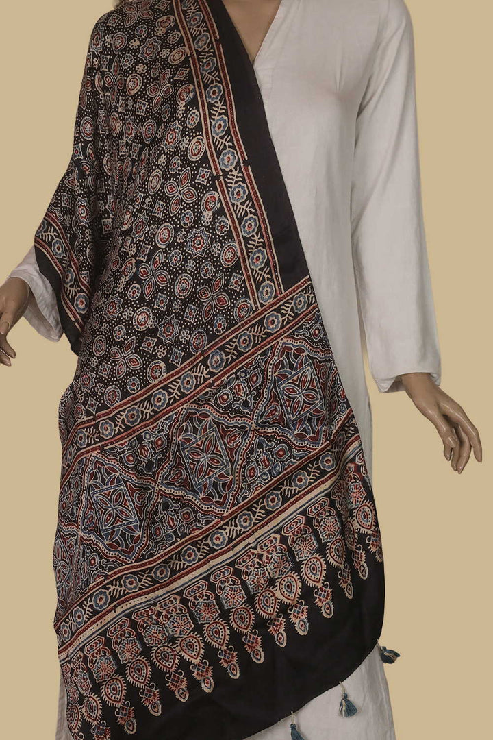 Modal Silk Stoles - Matkatus