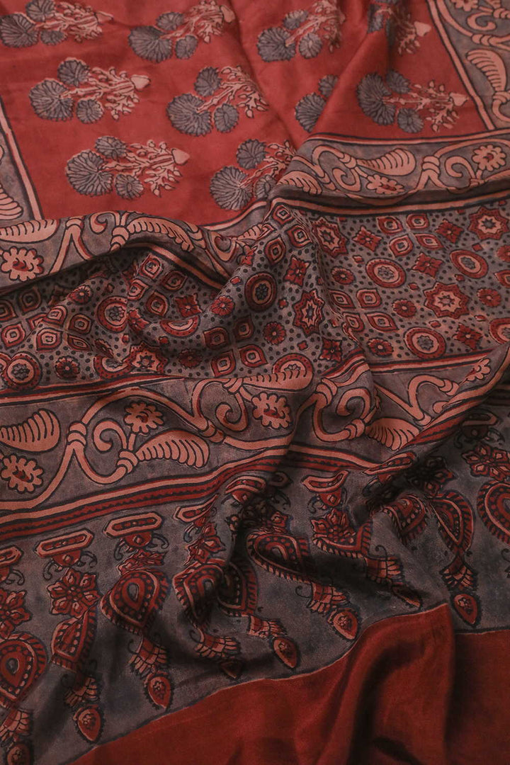 Silk Stoles - Matkatus 