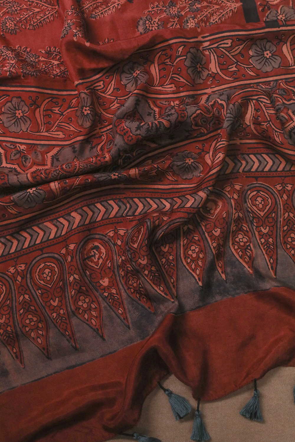 Silk Stoles - Matkatus 