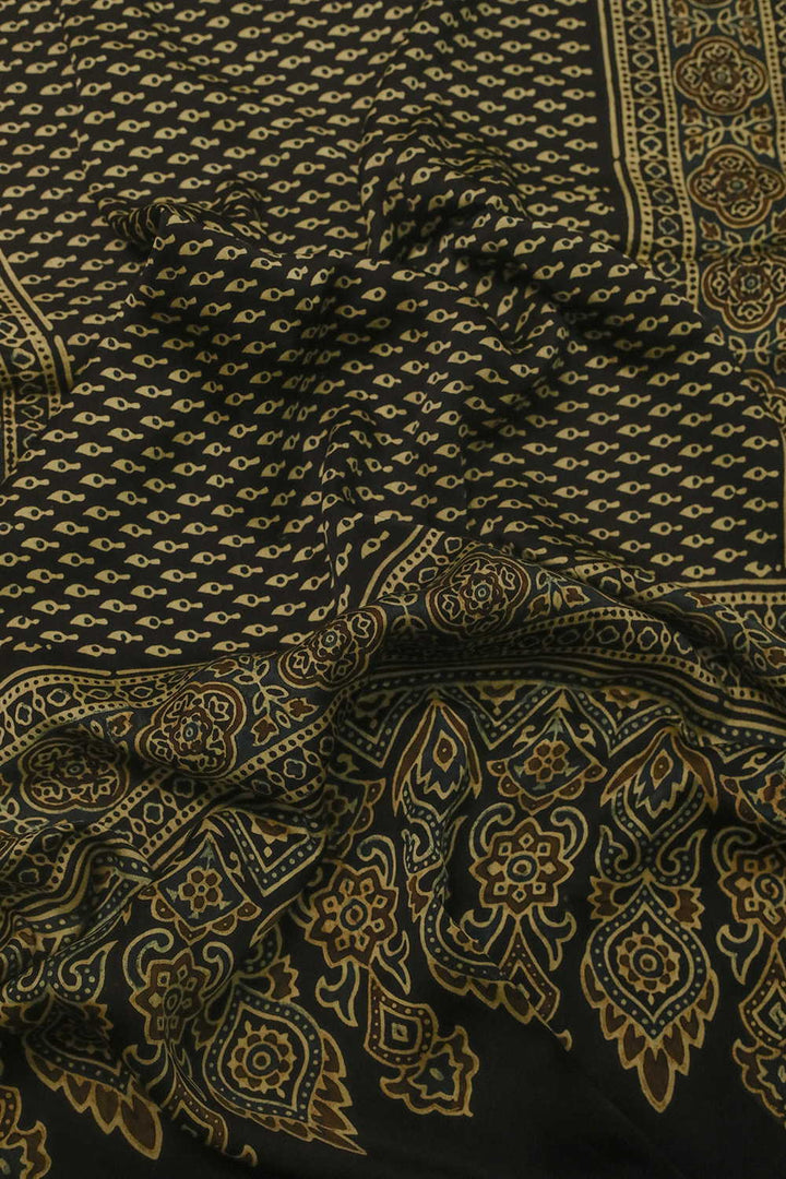 Silk Stoles - Matkatus 