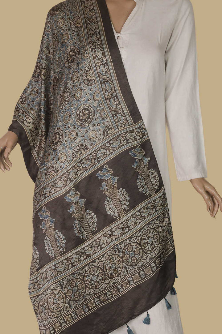 Modal Silk Stoles - Matkatus