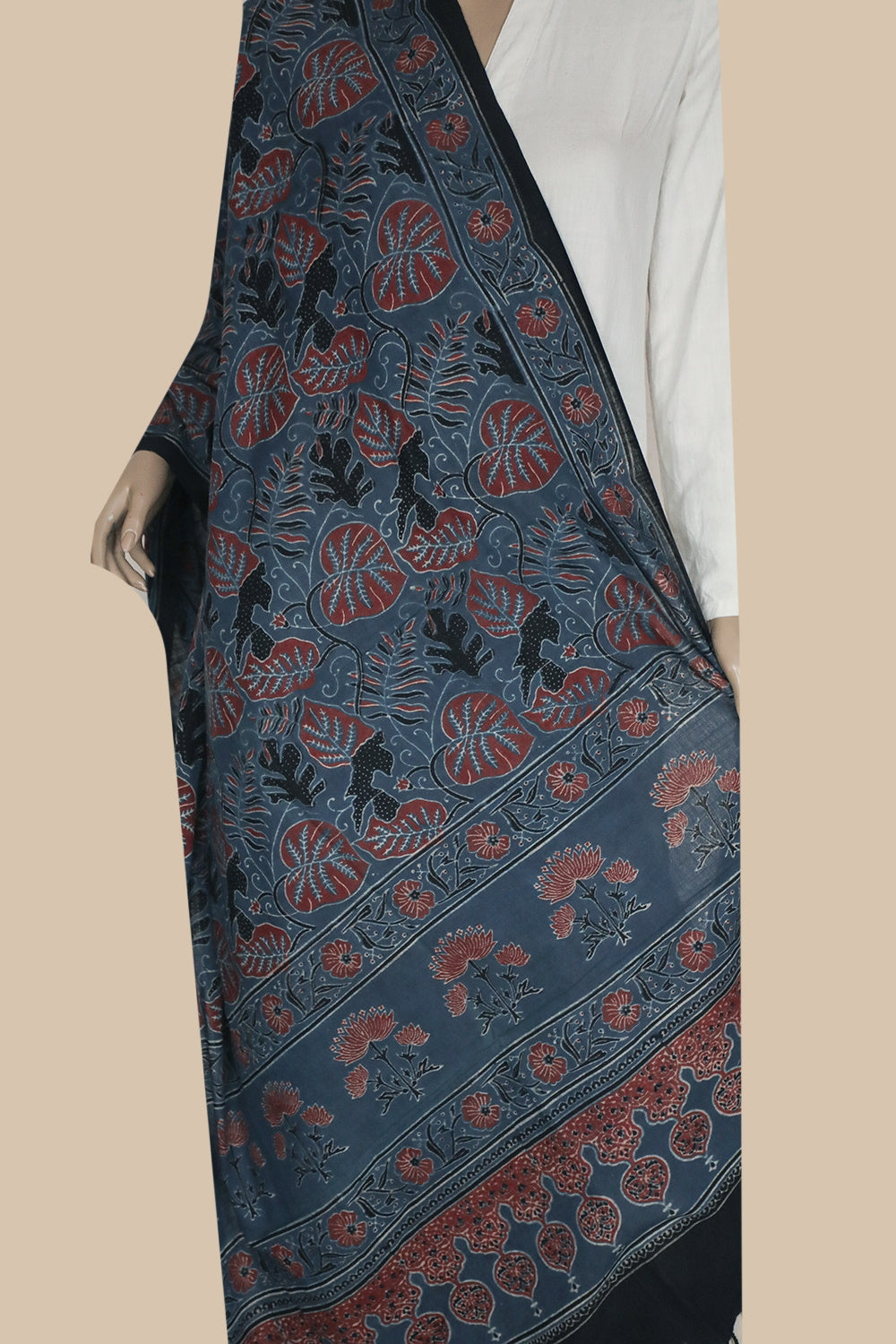 Ajrak Dupattas-Matkatus 
