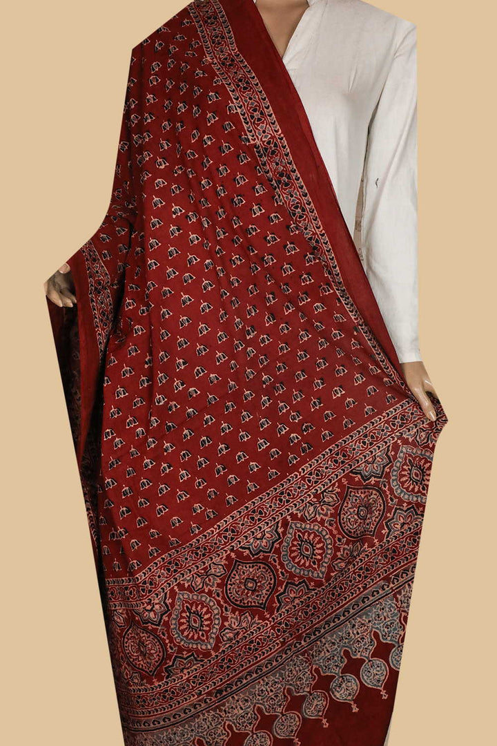 Ajrak Dupatta - Matkatus 