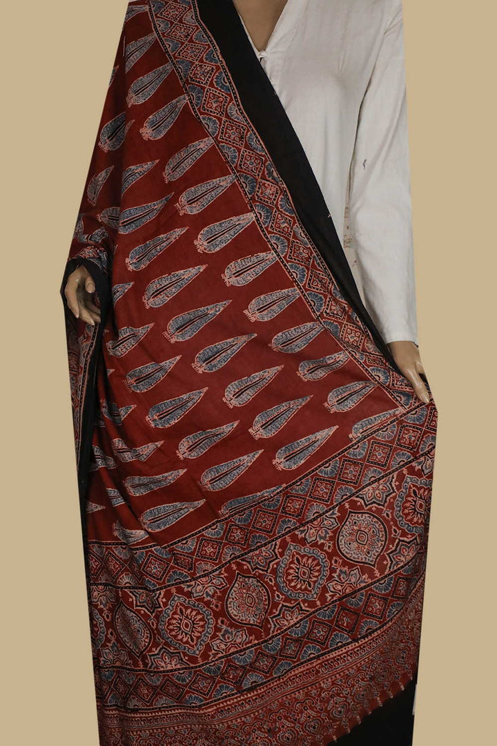 Ajrak Dupatta - Matkatus 