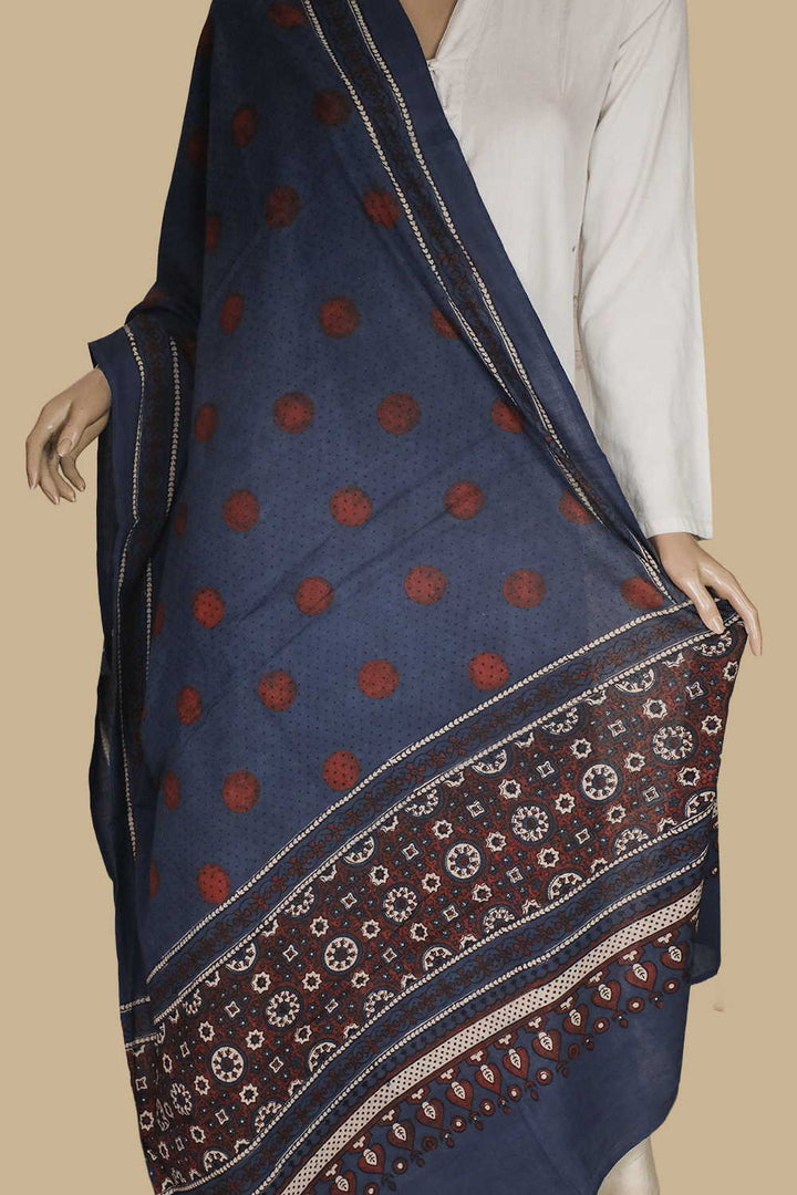 Ajrak Dupatta - Matkatus 
