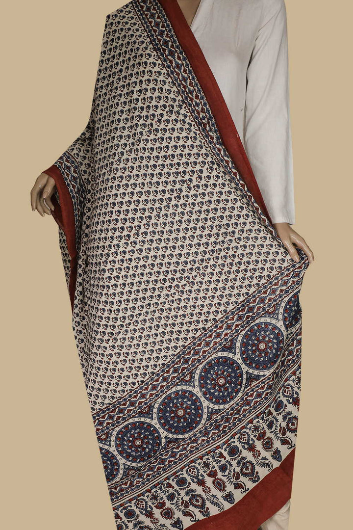 Ajrak Dupatta - Matkatus 