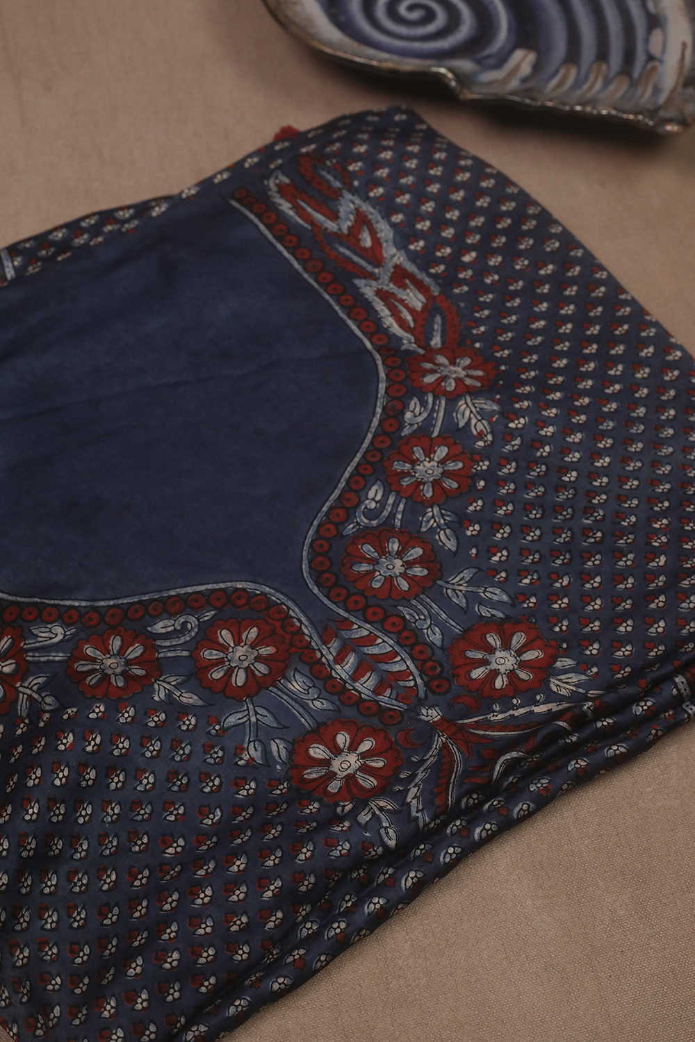 Ajrak Modal Silk Kaftan - Matkatus 