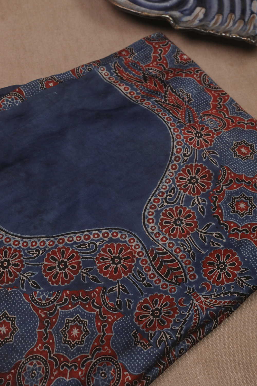 Ajrak Modal Silk Kaftan - Matkatus 
