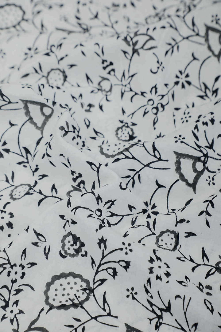 Cotton Fabric-Matkatus 