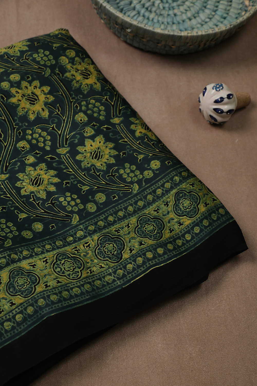 Ajrak Saree - Matkatus 