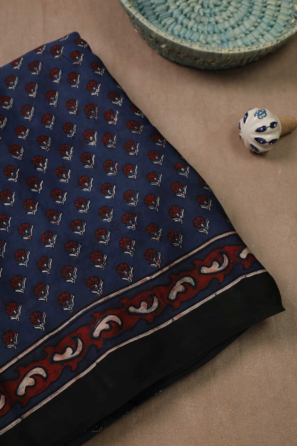 Ajrak Saree - Matkatus 