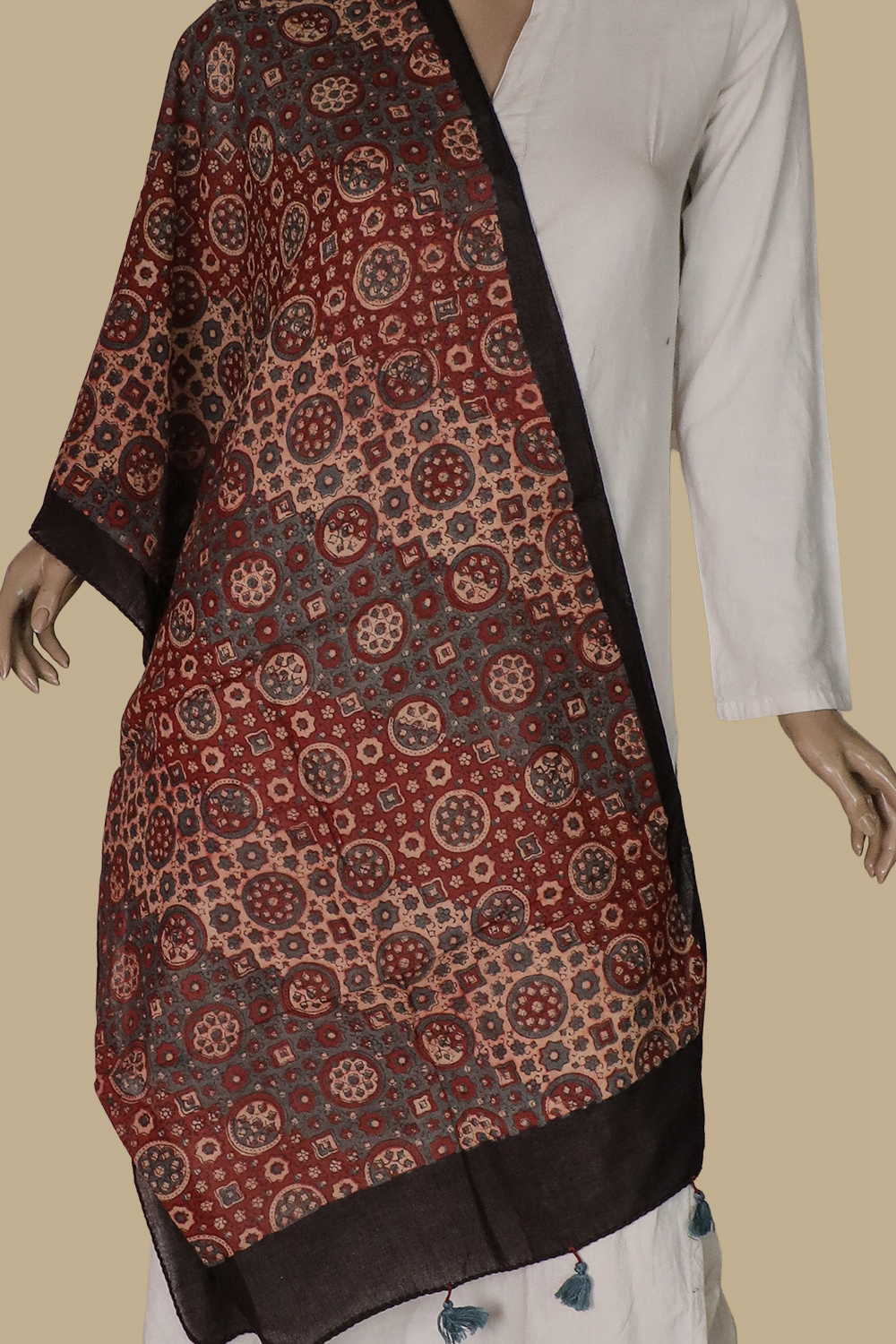 Stoles & Scarves - Matkatus 