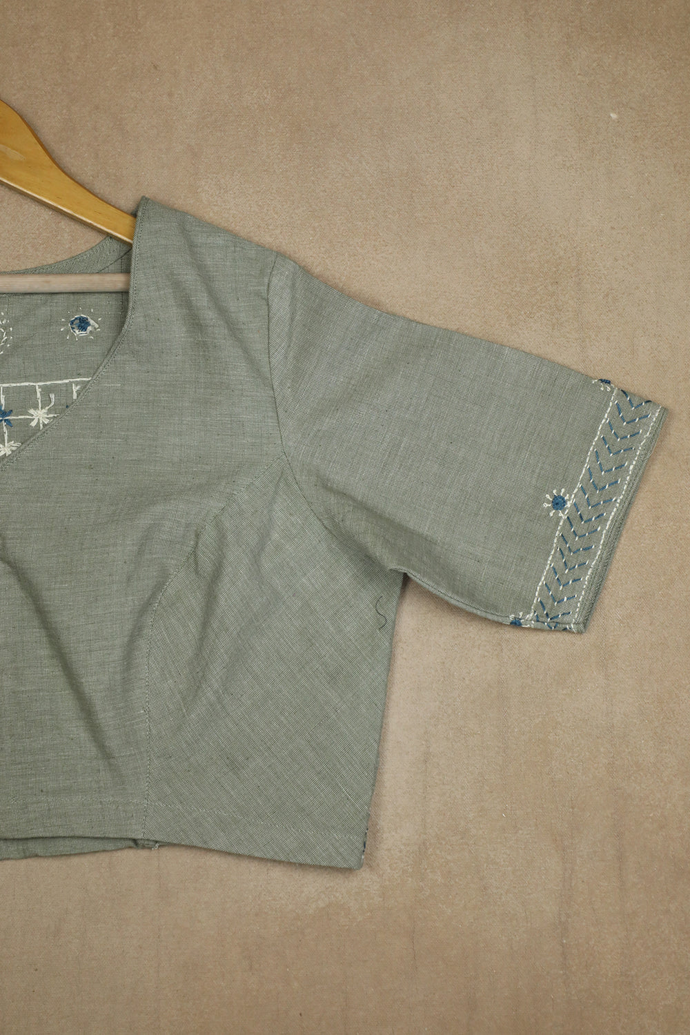 Stitched blouse - Matkatus