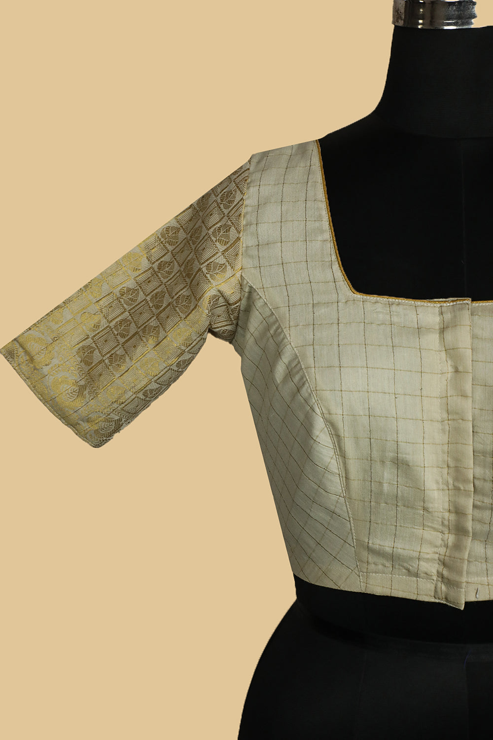 Handcrafted Blouse - Matkatus