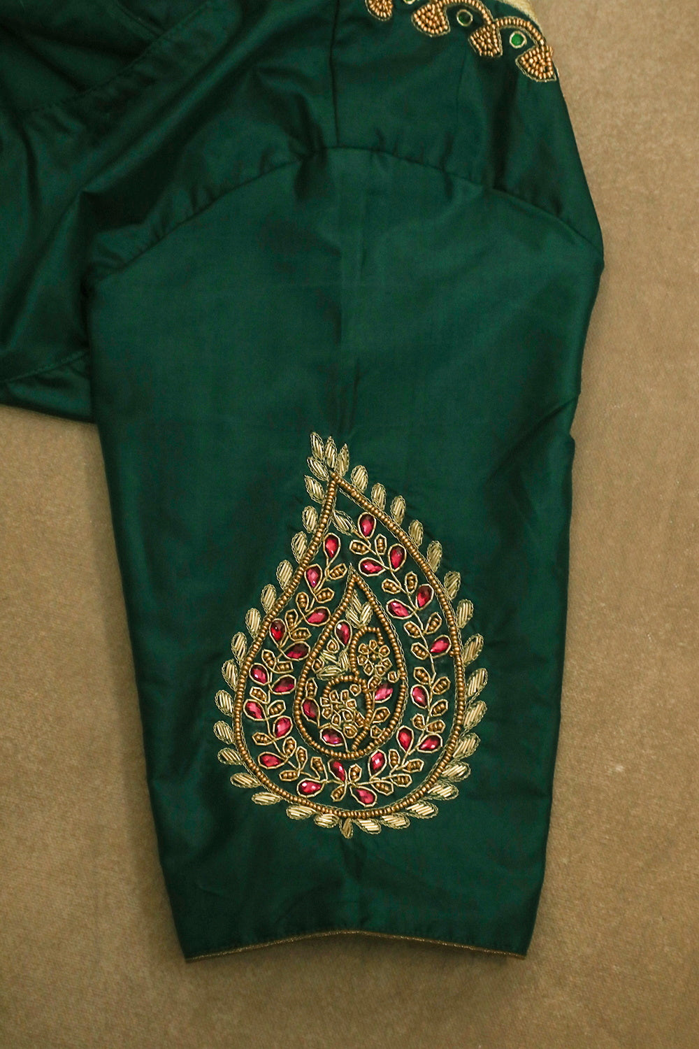 Desingner Blouse - Matkatus