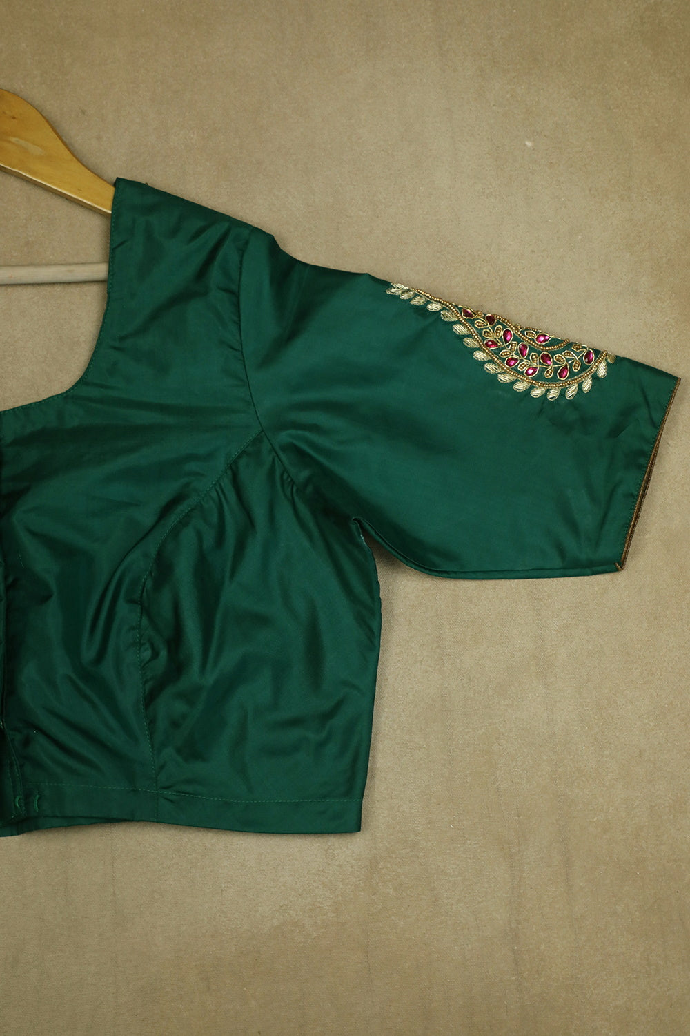 Handcrafted Blouse - Matkatus