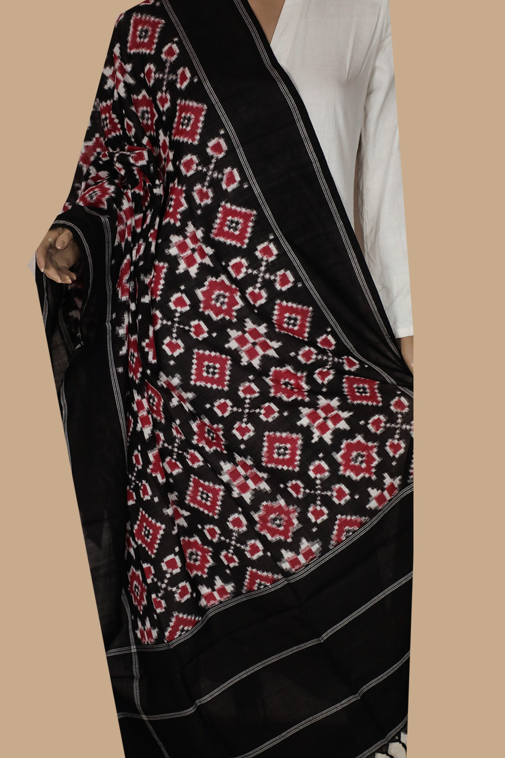 Handwoven Dupattas - Matkatus 