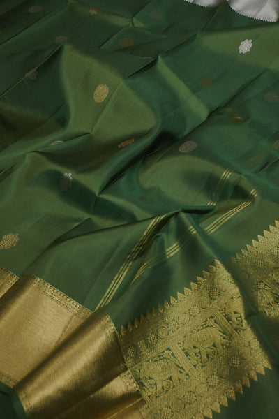 Butta on Green Handwoven Kanchi Silk Dupatta