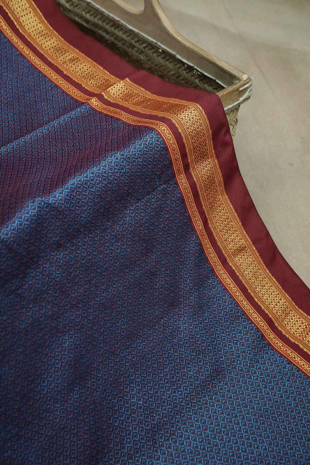 Bordered Fabrics - Matkatus