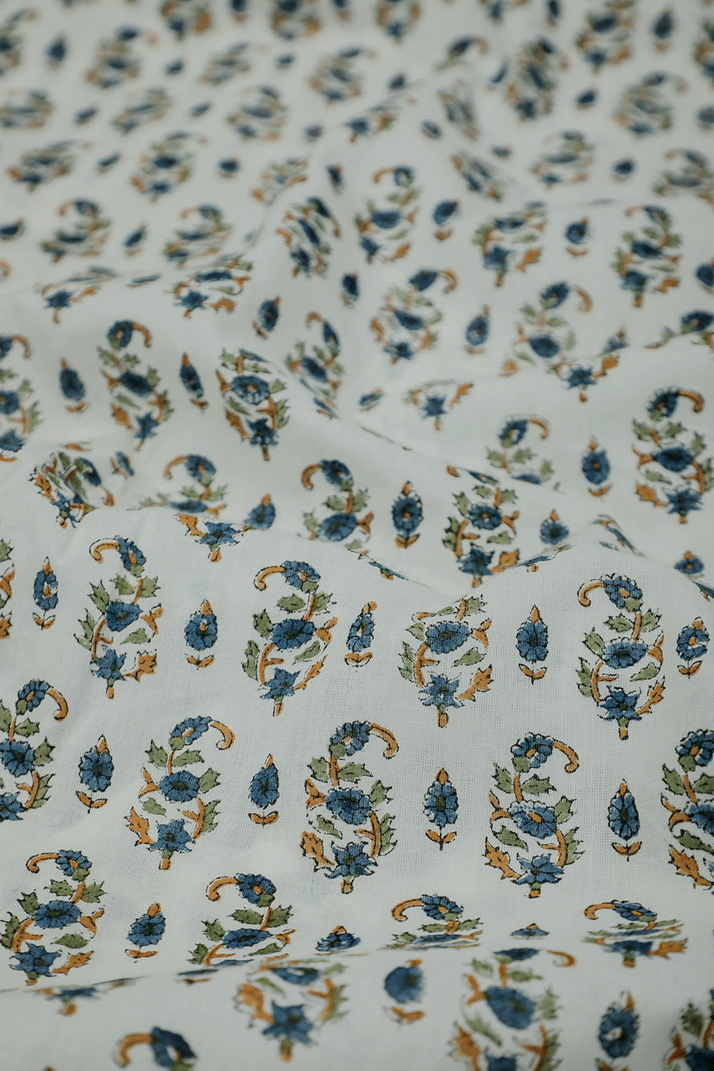 Cotton Fabric-Matkatus 