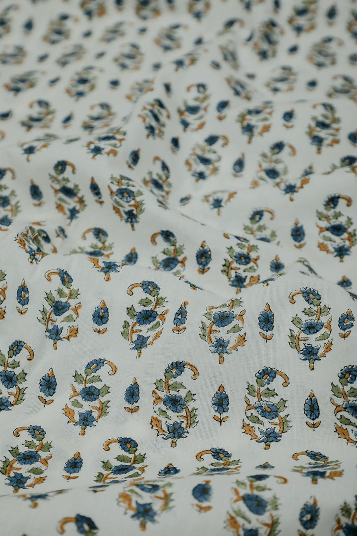 Cotton Fabric-Matkatus 