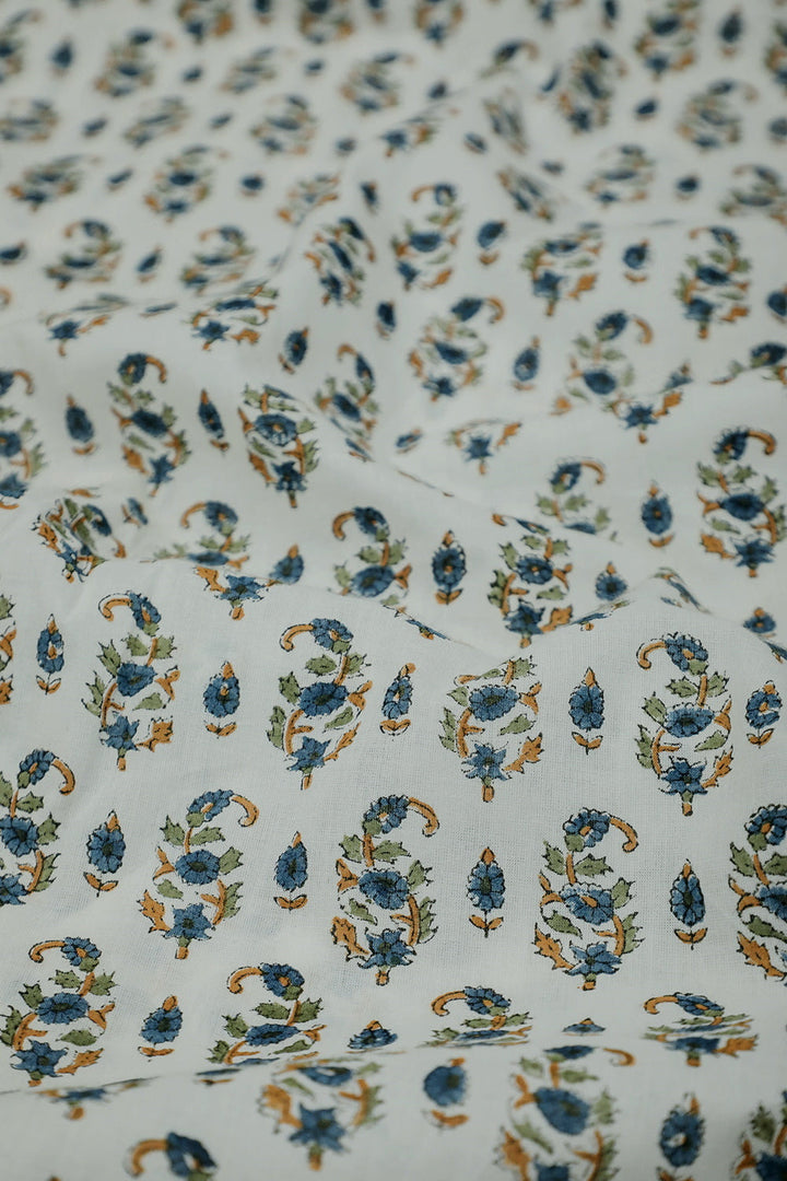 Cotton Fabric-Matkatus 
