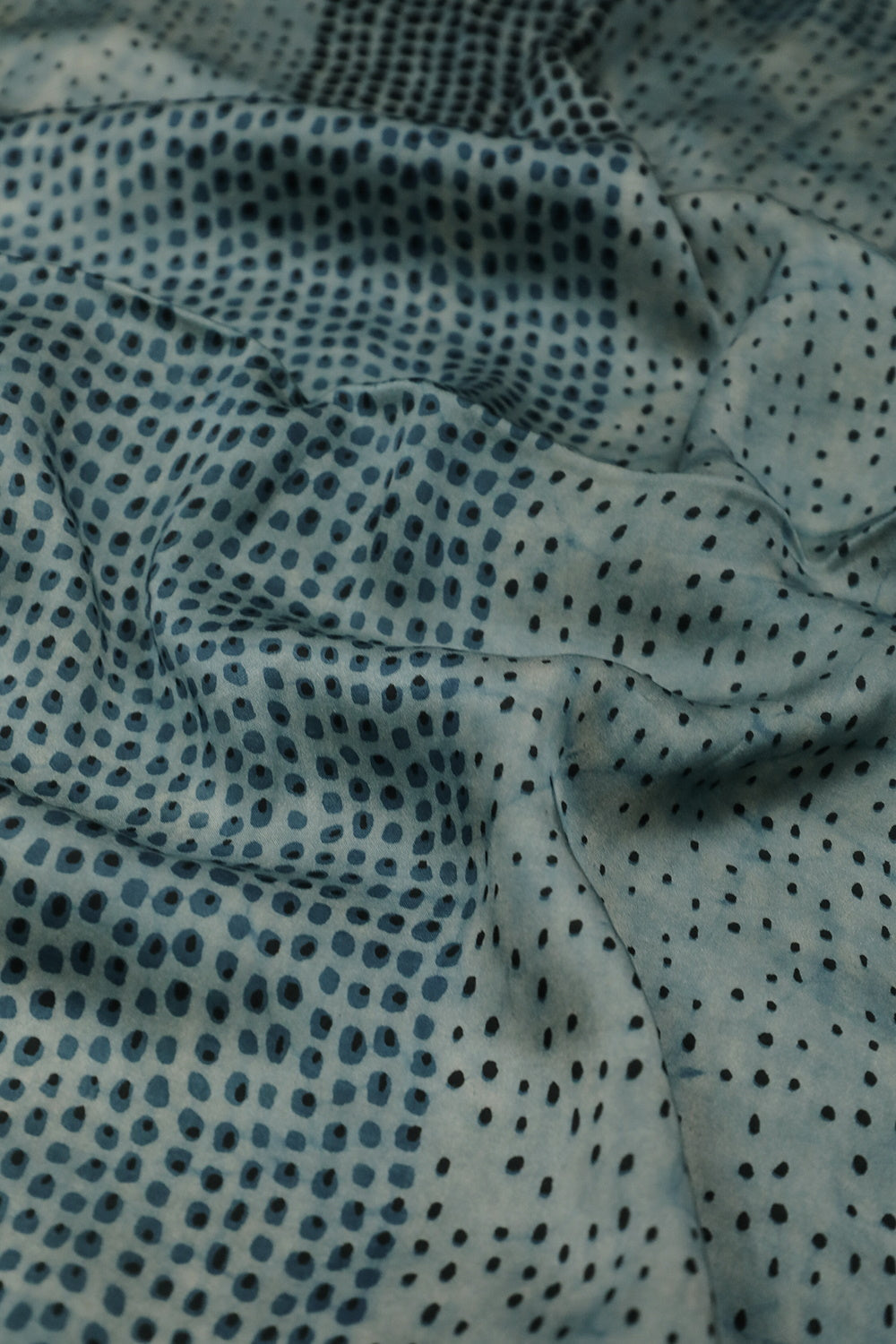 Silk Fabrics - Matkatus