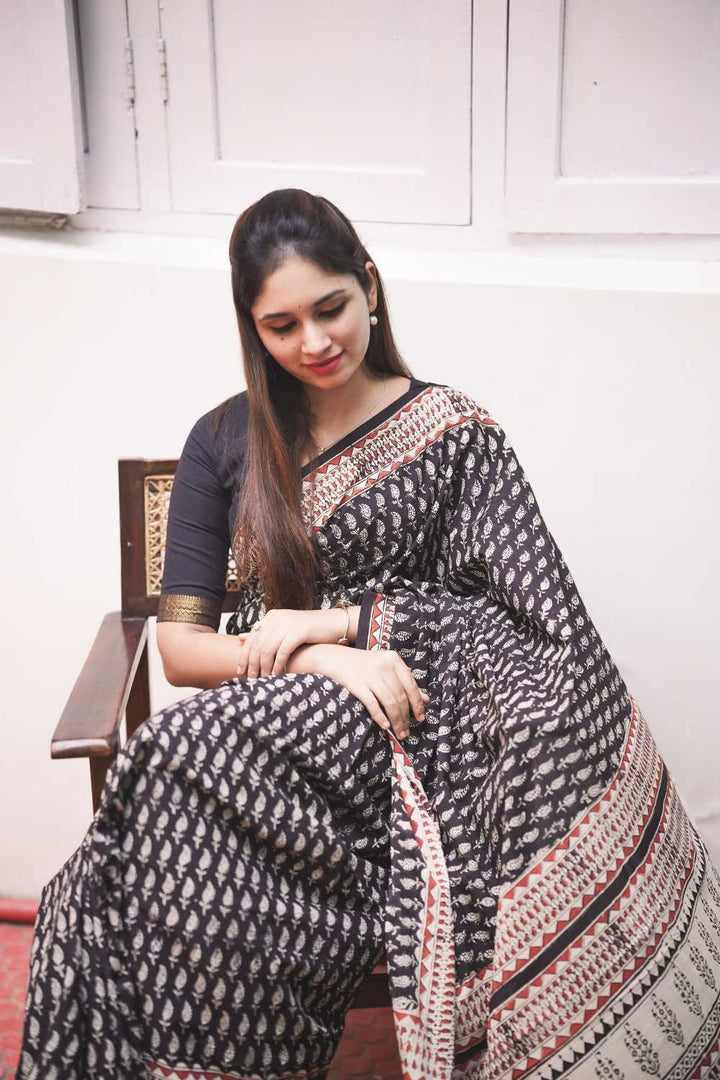 Leaf Butta on Black Block Printed Mul Cotton saree